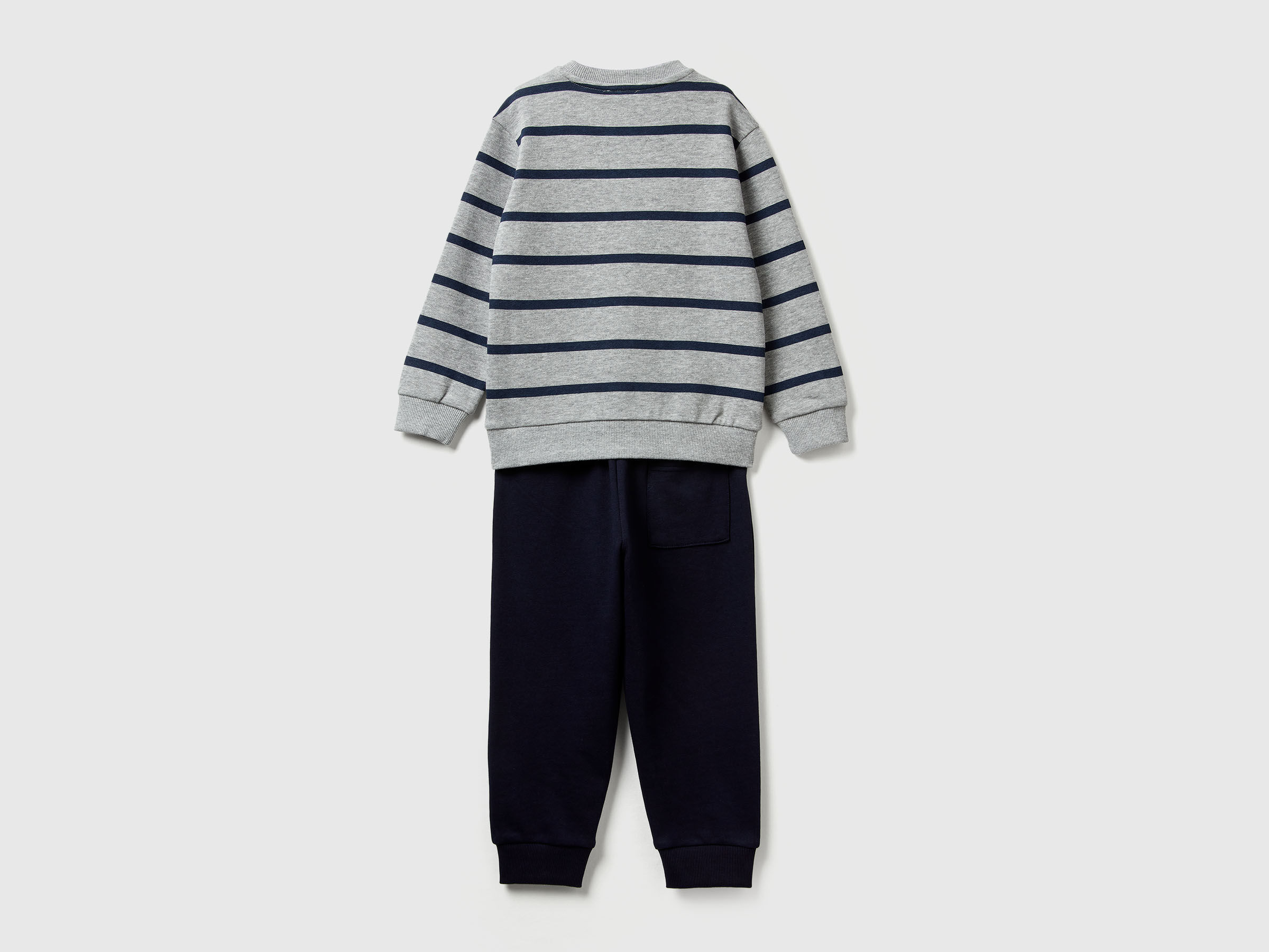 SET SWEATER+TROUSERS Junior Boy image number 2